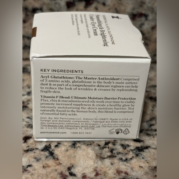 Perricone MD Essential Fx Acyl-Glutathione Smoothing Under-Eye Cream 0.5 Fl Oz - Picture 2 of 6